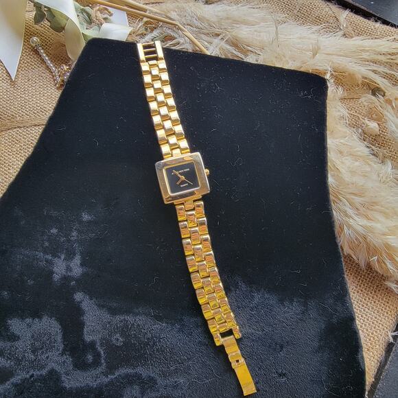 Vintage Jones New York Gold Quartz Watch Square Face Retro Bracelet Gift Her - Picture 3 of 9